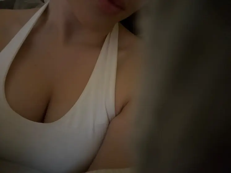 Babylolaa live webcam