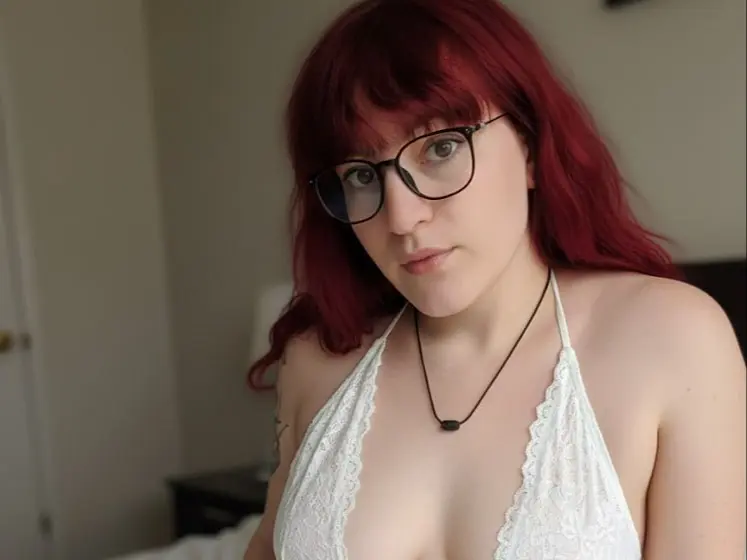 HazelFoxi live webcam