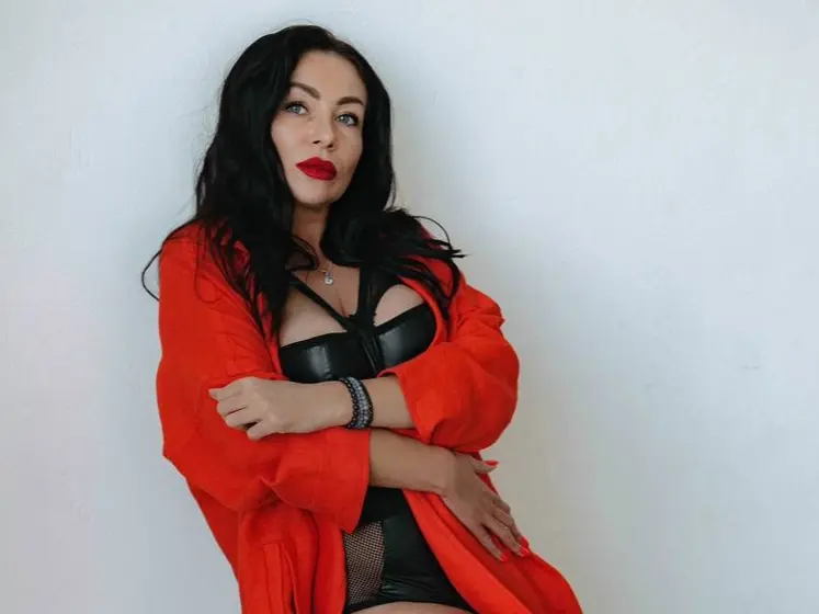 Liana39 live webcam