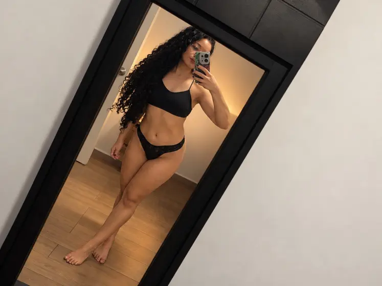LunaSweet live webcam