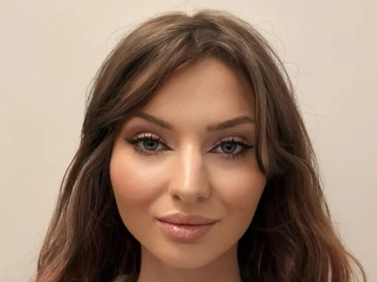 ZoeFantasy live webcam