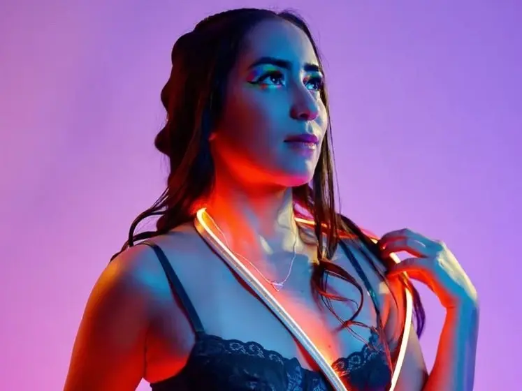 lillycollins live webcam